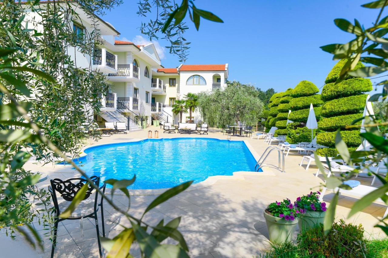 Maryan Apartment Лименас Екстериор снимка