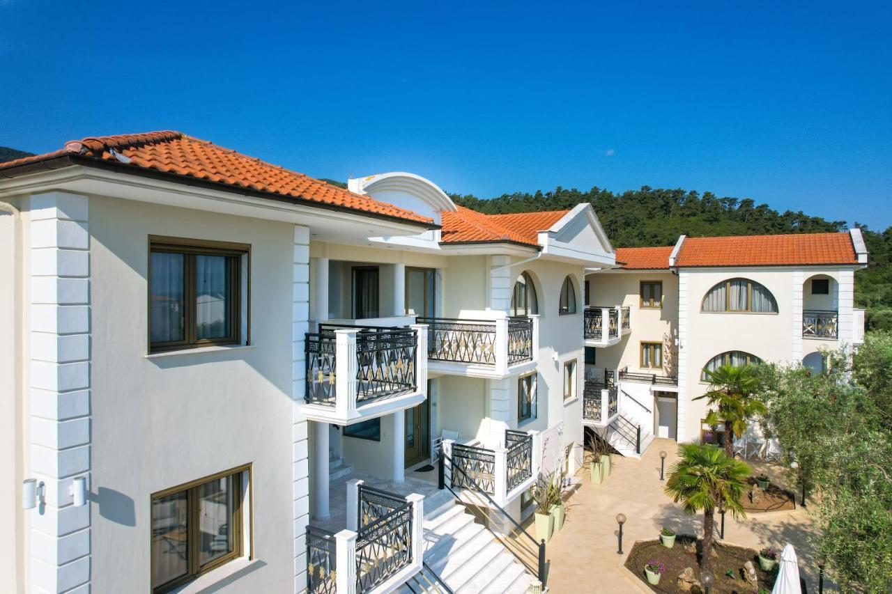 Maryan Apartment Лименас Екстериор снимка