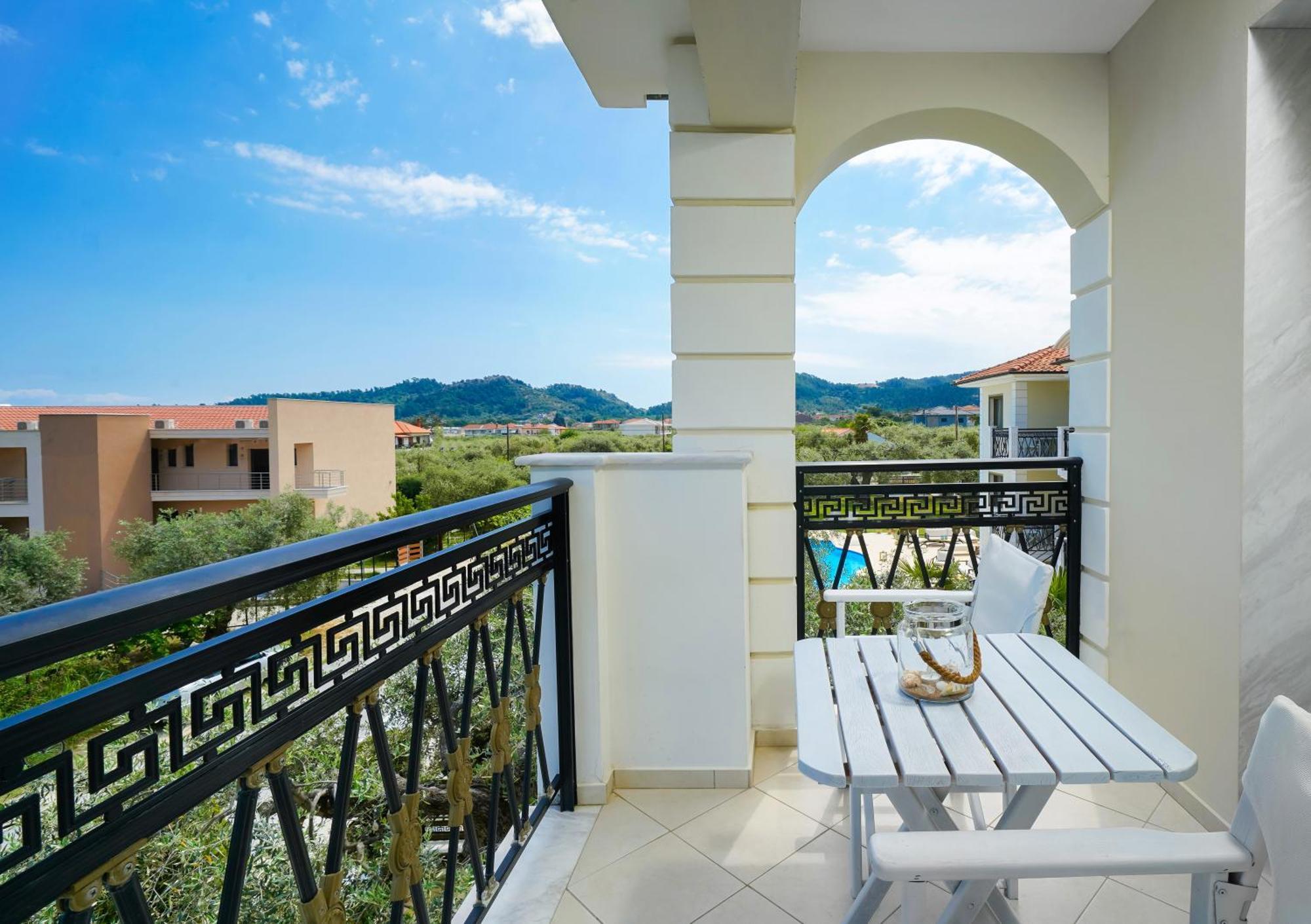 Maryan Apartment Лименас Екстериор снимка